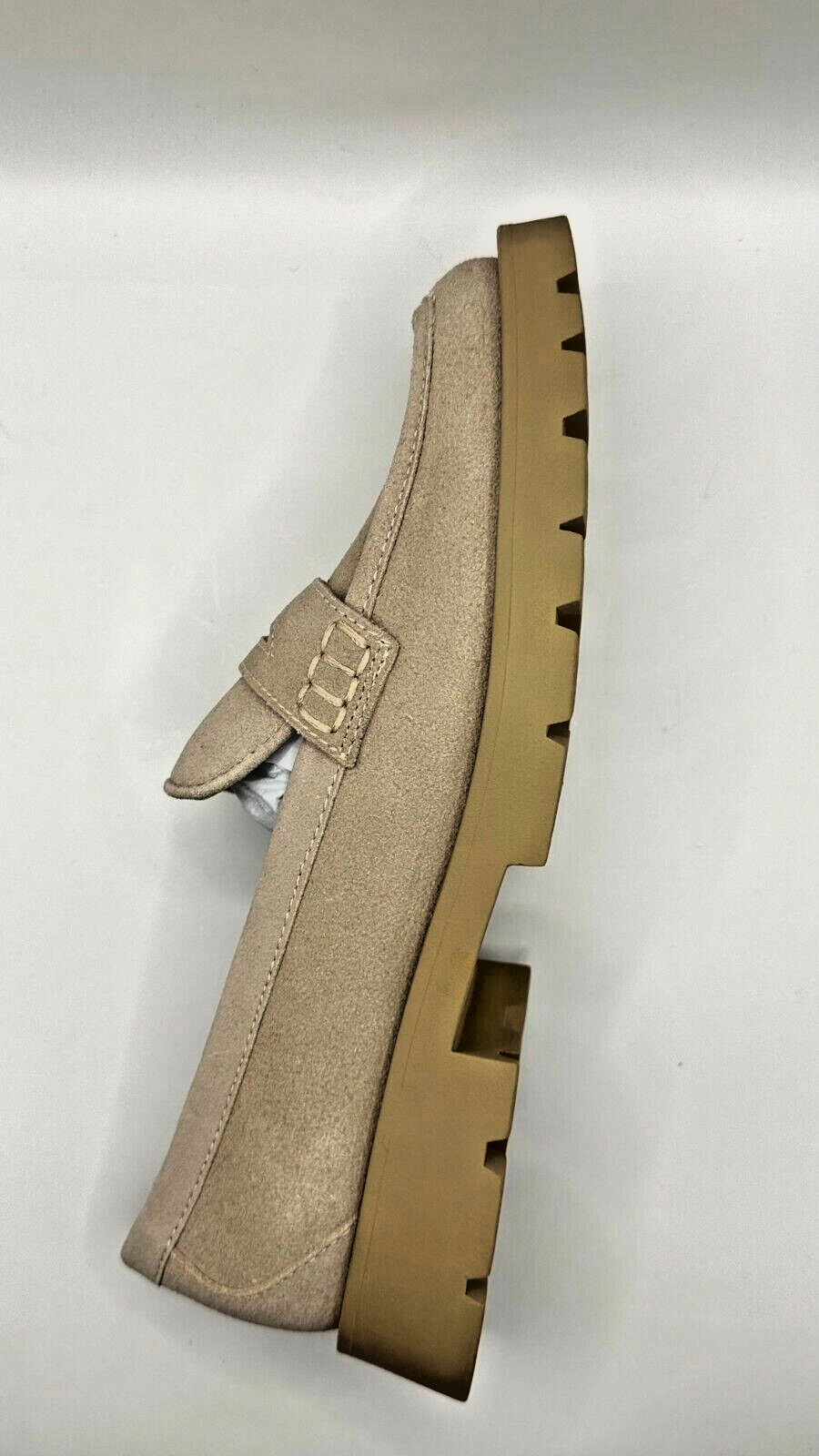 6835903
